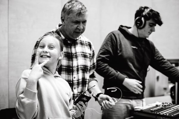 201-C_Oskar_behind_the_scenes_017